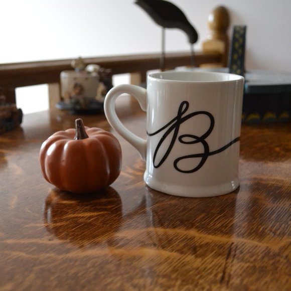 3/20$ Indigo Letter B Mug - Picture 2 of 5